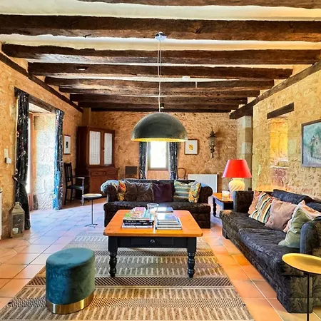 Holiday home Manoir Le Conte Cenac-et-Saint-Julien